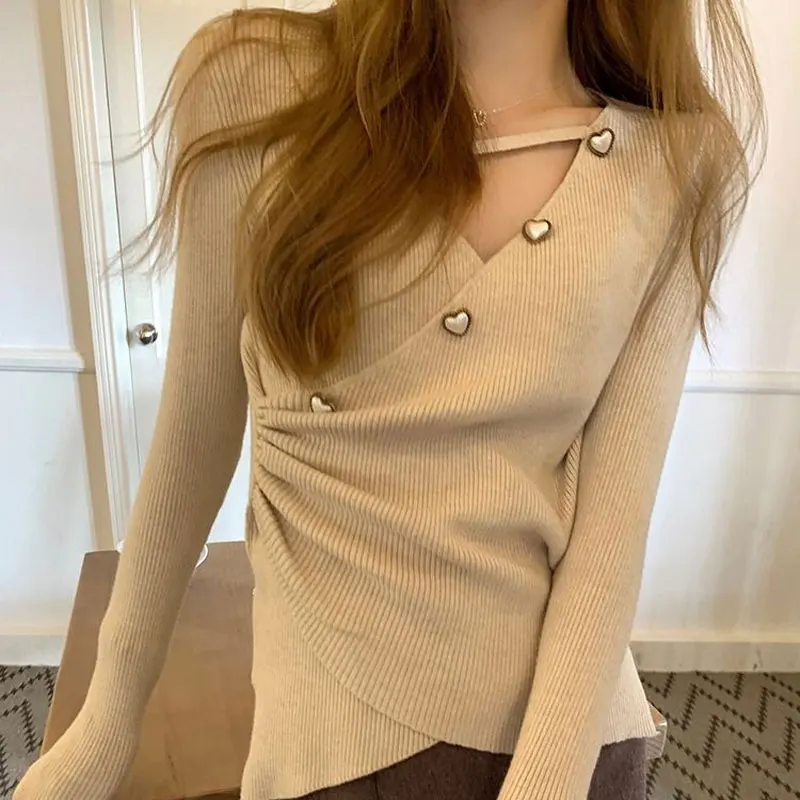 

Basic V-Neck Spliced Slim T-shirt Casual Women's Clothing Hotsweet Stylish Folds Spring Autumn New Heart-shaped Button Pullovers