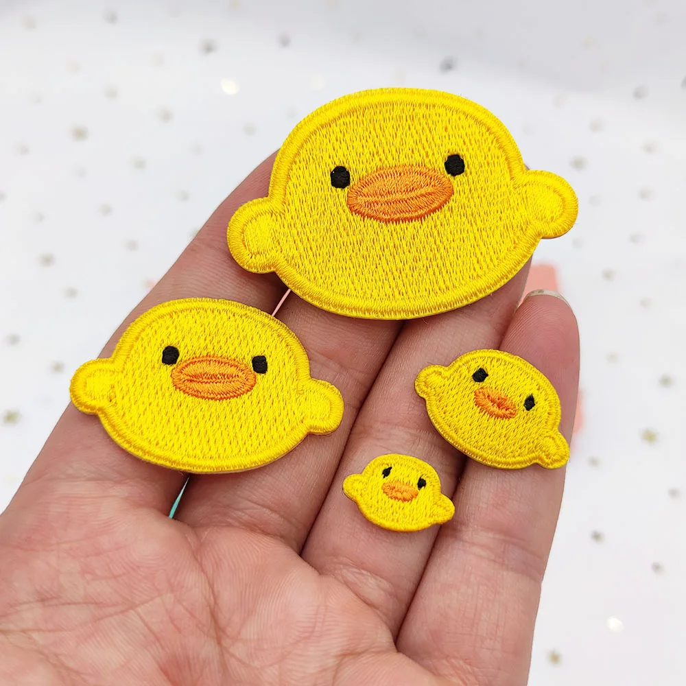 Cute Little Duck ricamo Patch Set Patch per abbigliamento ferro su Parches Ropa Termoadhesiv Naszywki Applique Ecusson A Coudre