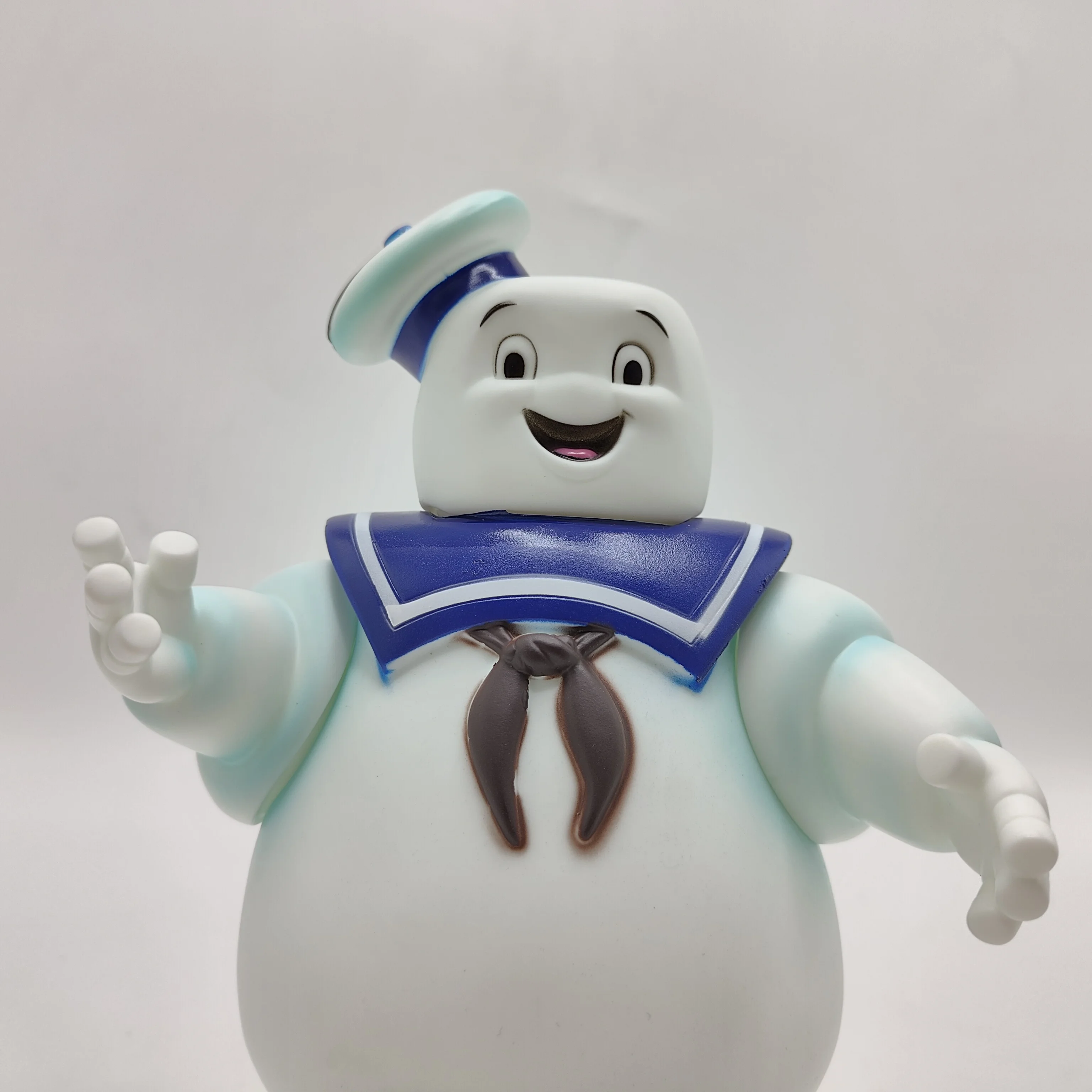 

26CM Ghost Stay Puft Marshmallow Man Action Figure Collection Model Over Size Vinyl Doll Toy
