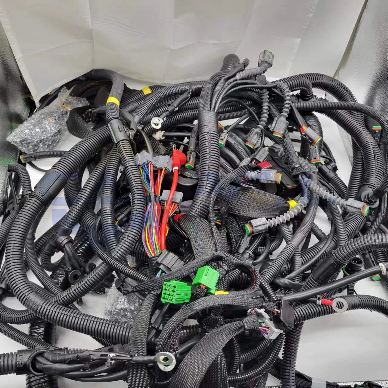 

CAL-VOL14657945 VOE14657945 14669009 14546944 Excavator Accessories Construction Machinery EC220D Main Wiring Harness