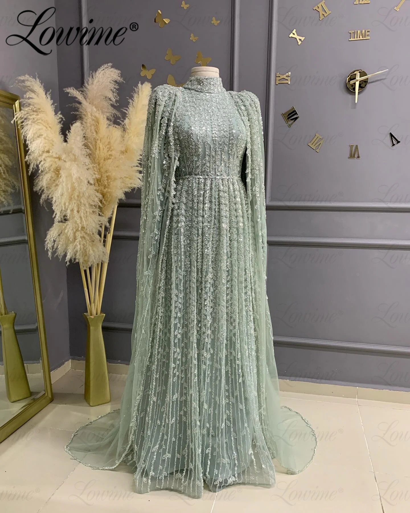 2024 Customize Formal Dubai Design Evening Dress Arabic Middle East Women Green Champagne Beaded Long Sleeves Party Gowns Prom