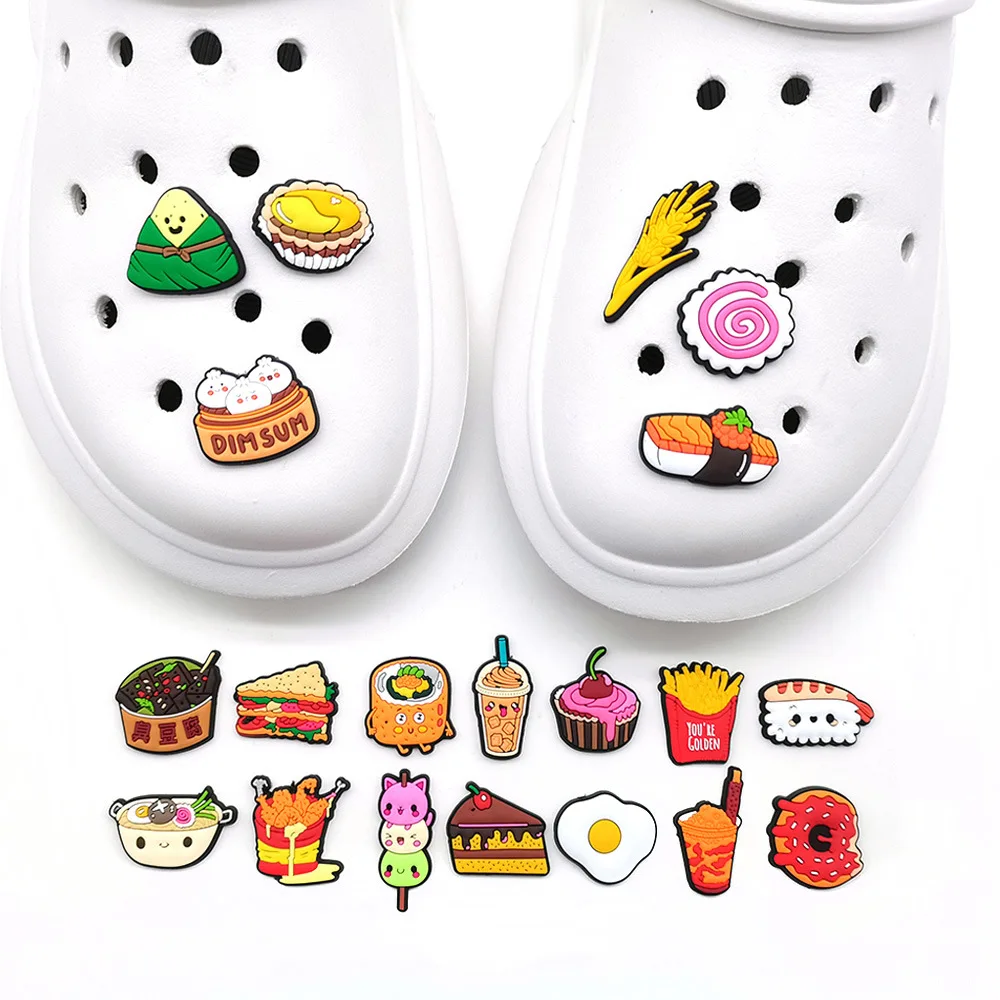 1/20 Piezas de Dijes de PVC Kawaii con Diseño de Comida Asiática (Sushi, Bubble Tea, Pasteles, Snacks) para Sandalias, Chanclas y Accesorios DIY para Zuecos, Decoración para Adolescentes Amantes de la Comida