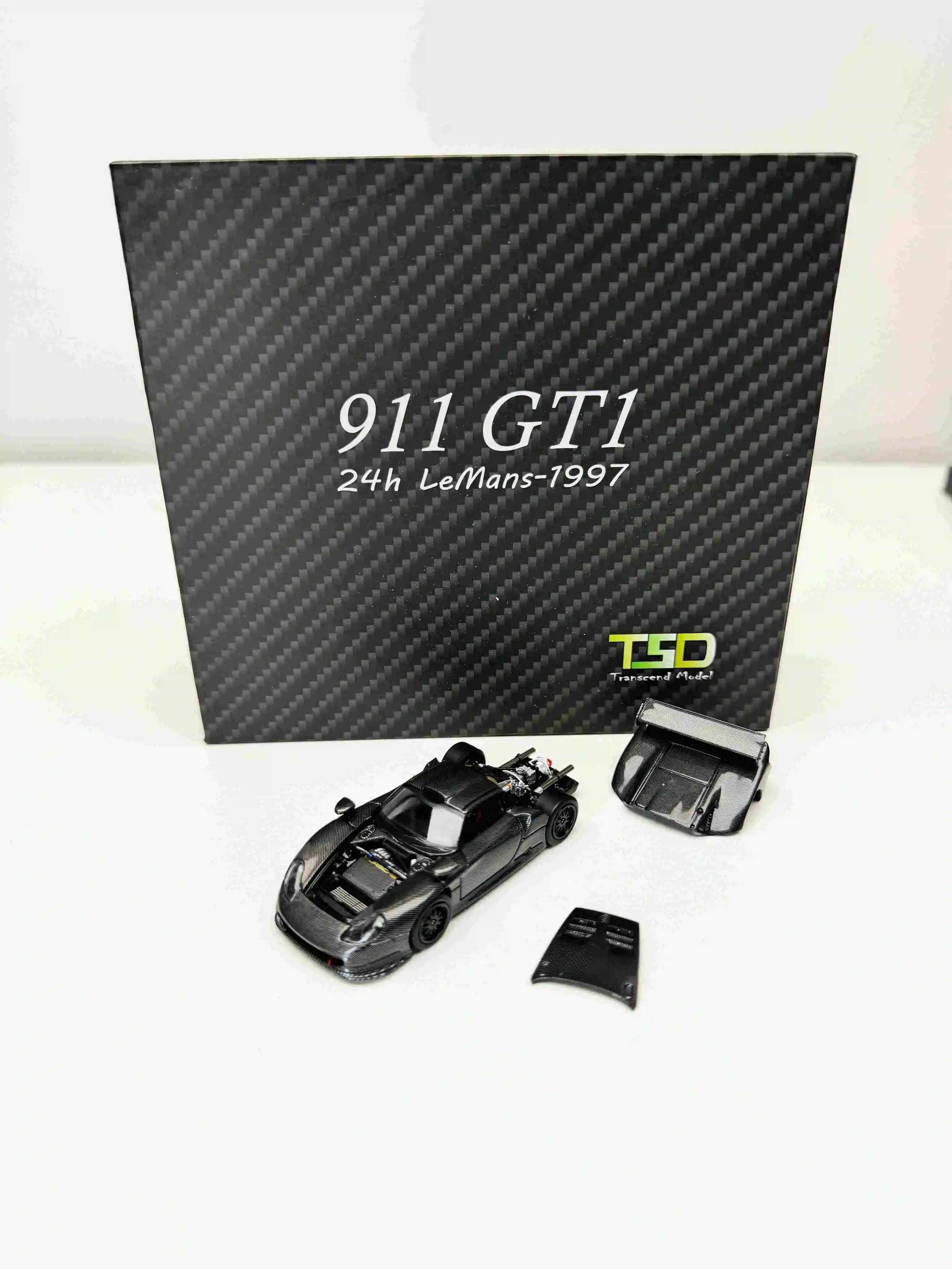 TSD model 1:64 911 GT1 24h LeMans 1997 Black Carbon Fiber Diecast Model Car Miniature Limited Collection Toy Vehicle Models