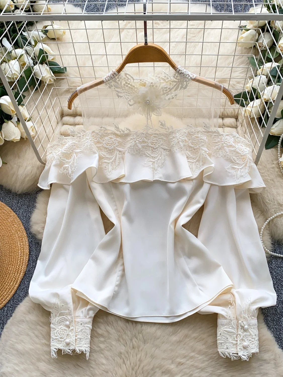 Ele لطيف الرياح Sle الكتف عارية طويلة Sve الساتان irt المرأة تنوعا شيك الأعلى المعاوضة لصق فضفاضة تناسب تنفس