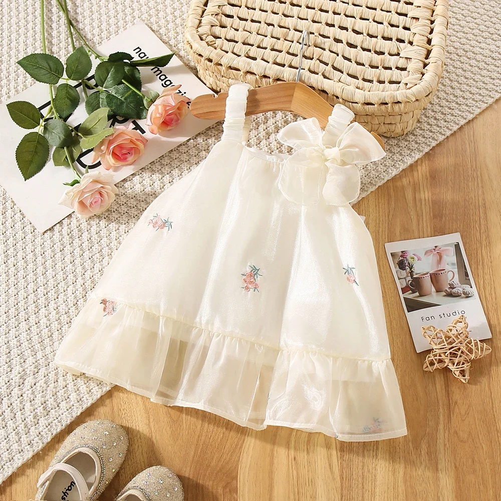 (Girls 0-3 Years Old) Summer New Girls Dress with Halter Bow Ribbon Shoulder Lace Ruffle Embroidery Flower Delicate Dress