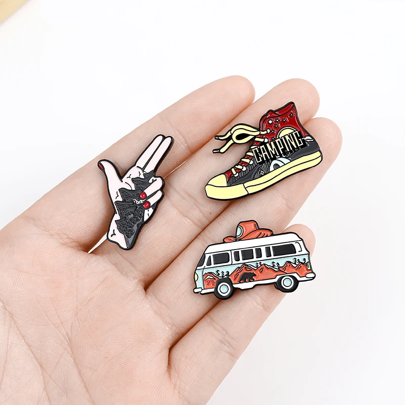 Camping Life Enamel Pin Outdoor Compass Canvas Shoe Bonfire Tent Motorhome Brooches Bag Lapel Pin Badge Jewelry Gift for Friends