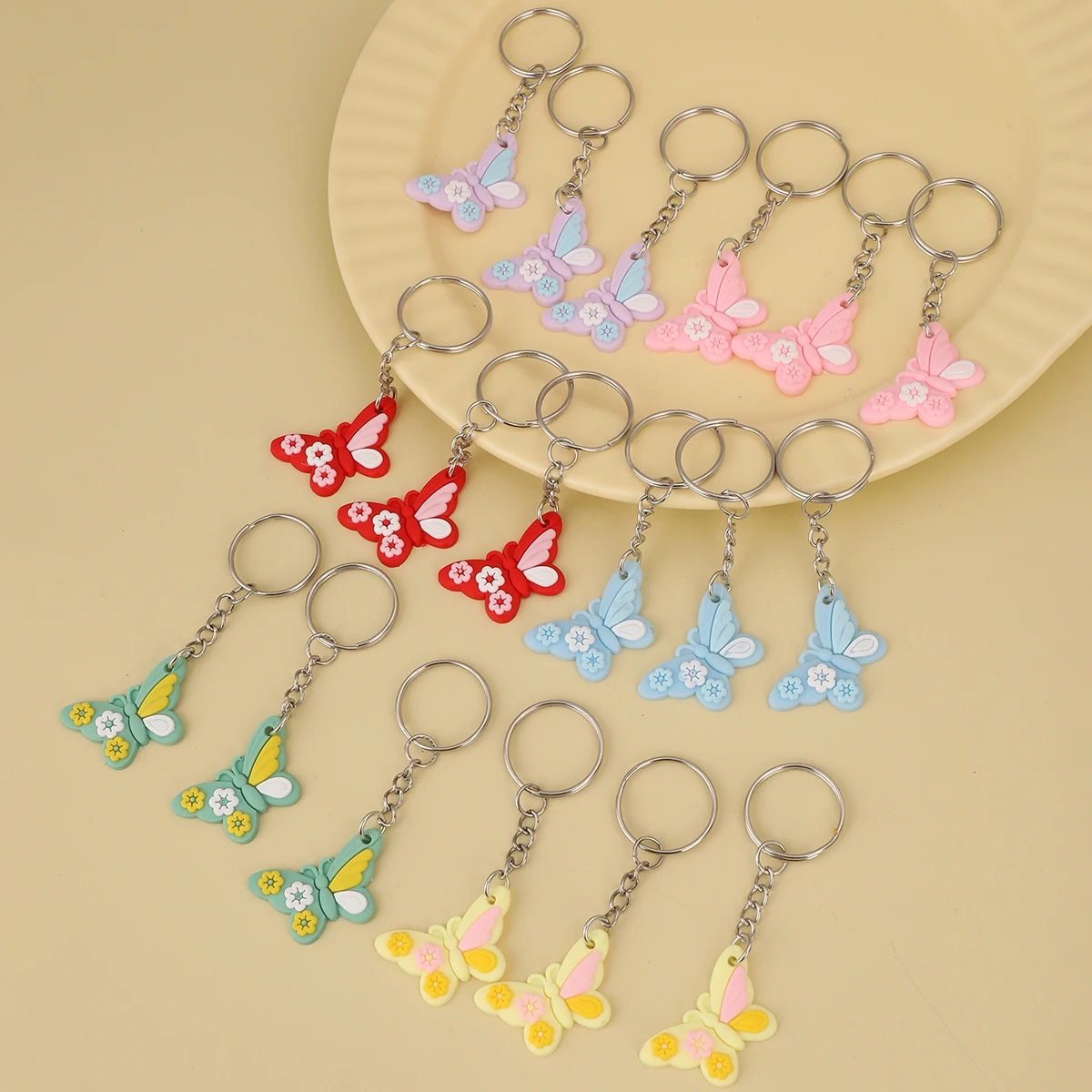 18pcs PVC Colorful Butterfly Keychain Cute Animal Cartoon Bag Key Chain Keyring Ornament Bag Purse Charm Accessories