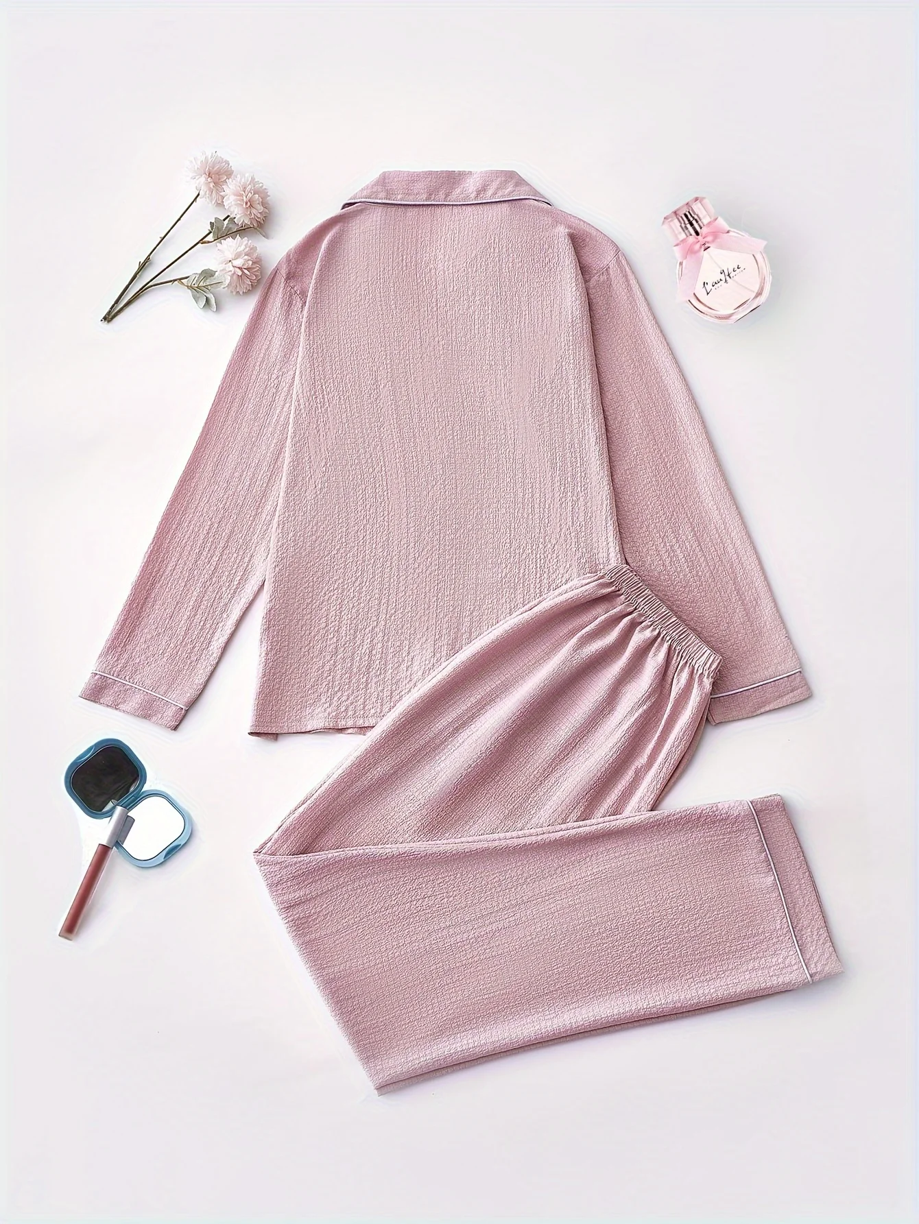 Damen-Pyjama-Set mit langen Ärmeln – lässiges, einfarbiges Oberteil mit geknöpfter Tasche und langer Hose, gewebter Polyester-Pyjama für Erwachsene für den Herbst/ – Detail 12