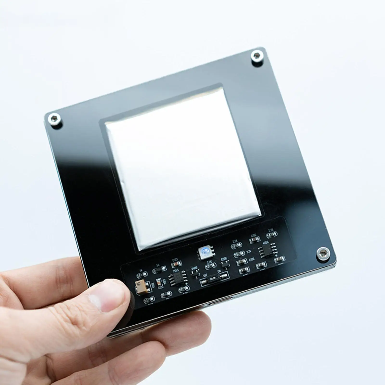 Schumann Wave Frequency Resonator 7.83hz Pulse Generator Portable Low Frequency Body Audio for Sleep Aid and Relaxation