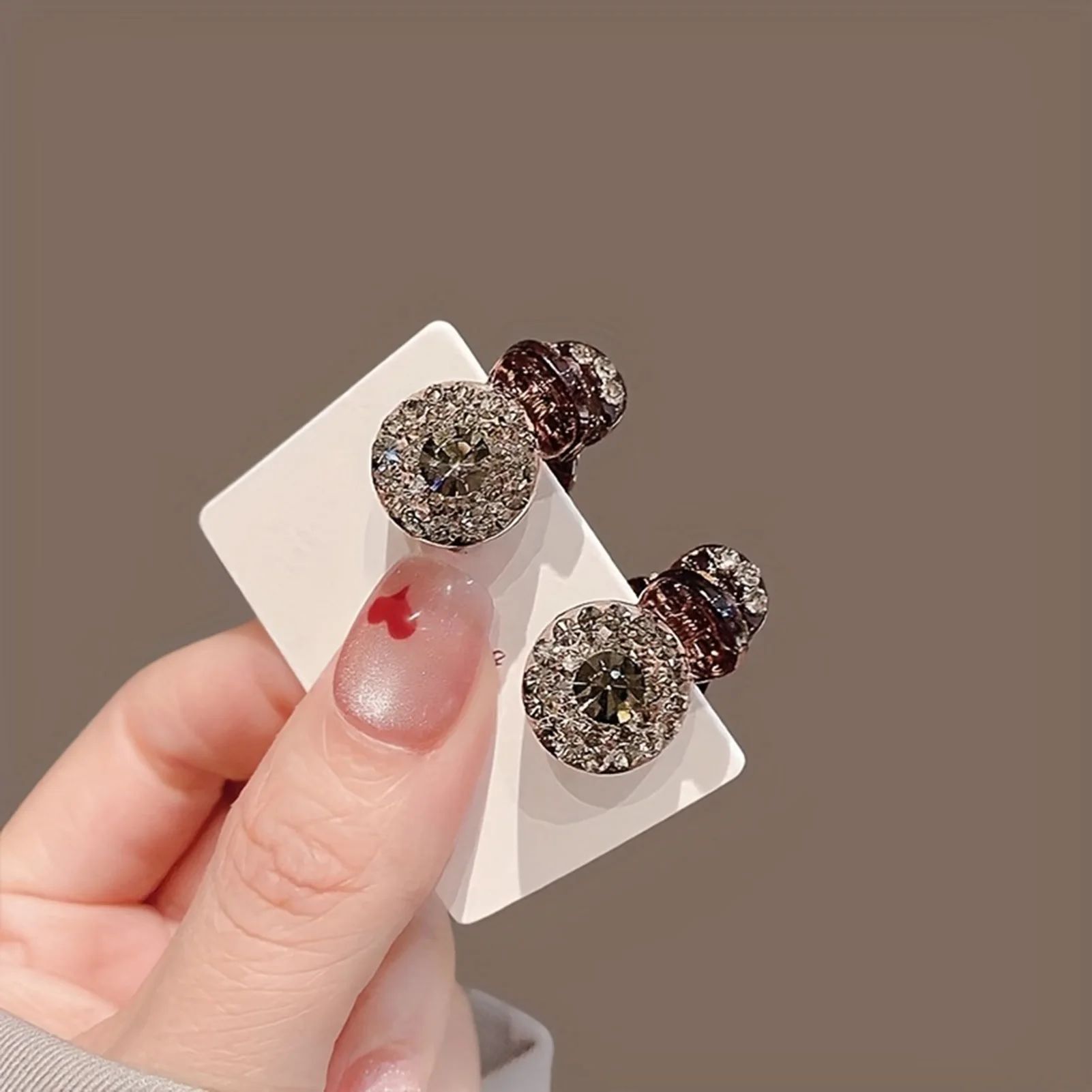 Rhinestone Claw Hair Jaw Clips Shiny Crystal Simple Style Stable Grip Claw Clip for Hair DIY Accessory Hair Styling