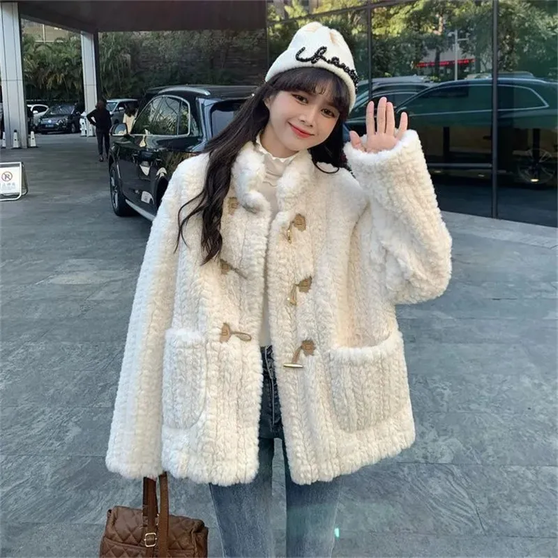 

Korean Style Lamb Wool Jackets Women Autumn Winter Thick Warm Plush Coat New All-Match Horn Button Loose Furry Fur Jackets Y1056