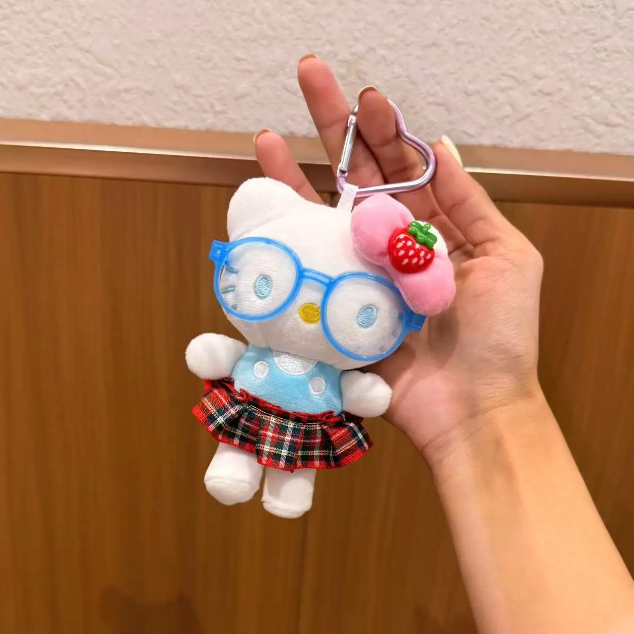 Nuevo Original Hello Kitty Kawaii gafas serie juguete de peluche mochila colgante regalo de cumpleaños juguetes de moda dibujos animados de Anime para niñas