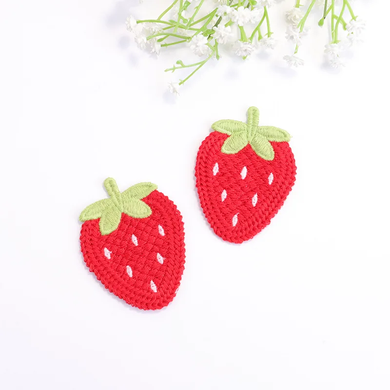 1pcs Cute Pink Bear and Strawberry Embroidery Cloth Patch Exquisite Clothing Decoration Applique  Embroidery Patch