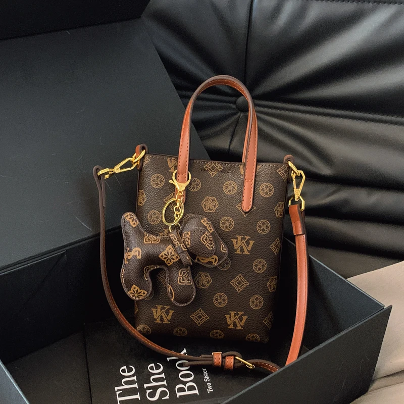 

Durable Genuine Leather Tote Bag Women's Designer Crossbody Shoulder Handbag Elegant Purse Luxury Classic