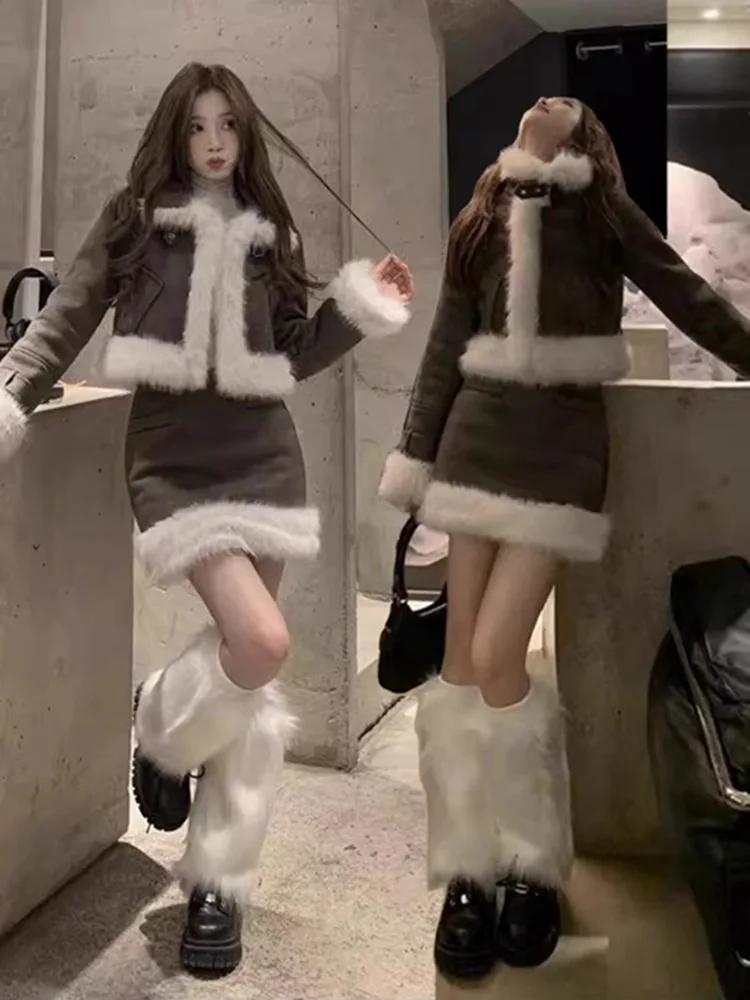 

Korean Style Short Skirt And Thickened Cotton Jacket Set Women's Fashion Winter 2024 New Arrival Two-Piece Suit Small Size Fr...
