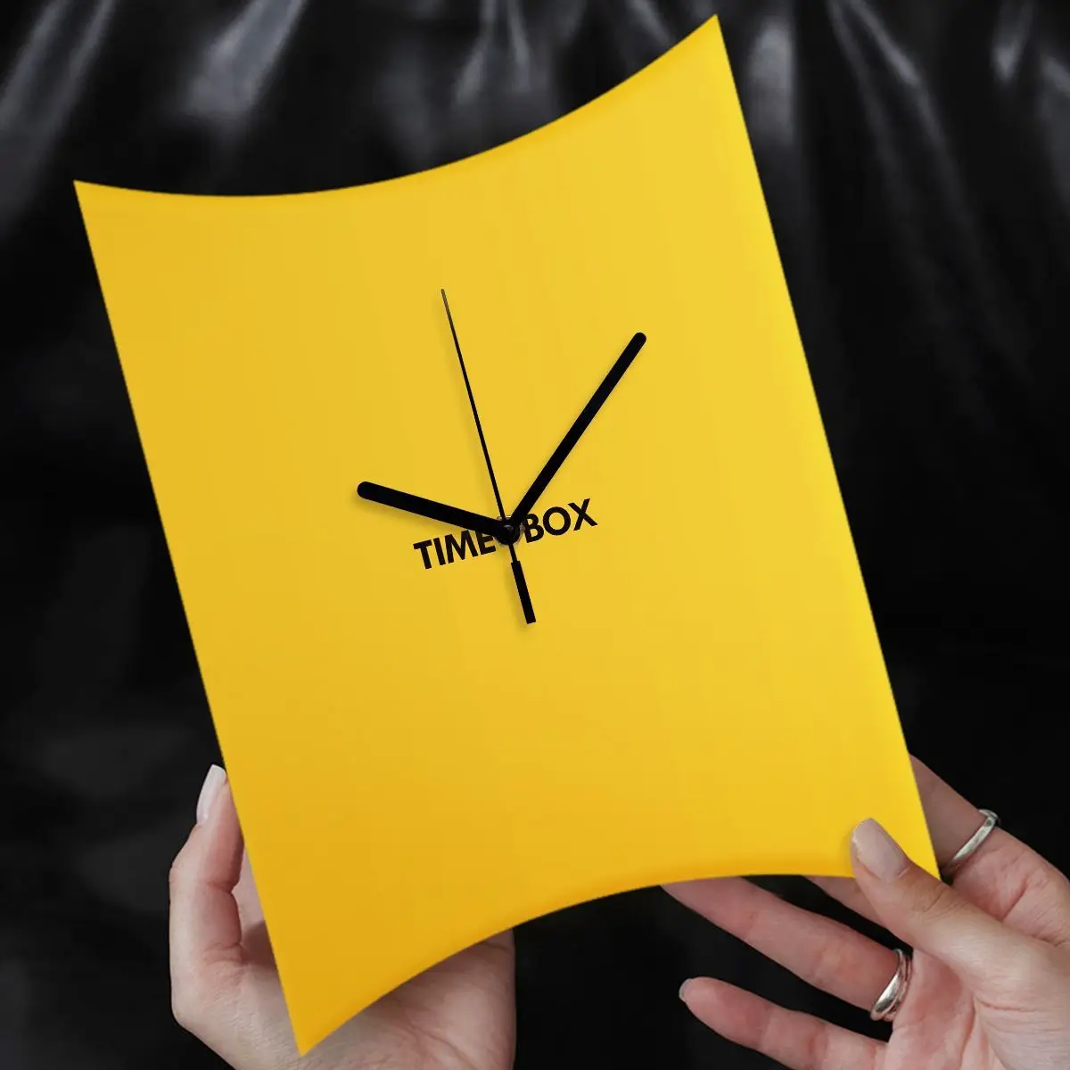 Time Box Modern Creative Living Room Wall Clock Simple Bedroom Decoration Perforated Silent Clock Clocks Wall Home Decor