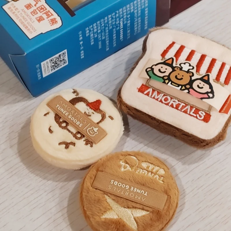 

Серия Tunee Goods Bread — подарочный набор пуховок и рассыпчатая пудра