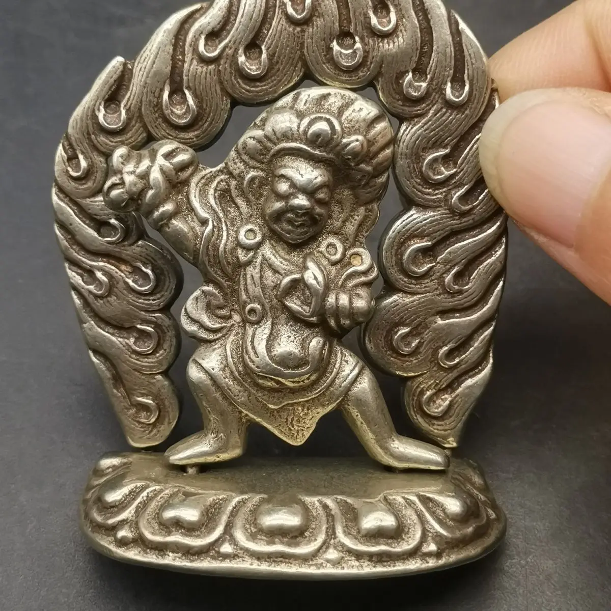Wrathful Vajrapani Silver color Statue Statues Figurines Lucky Ornaments Home Decoration gifts