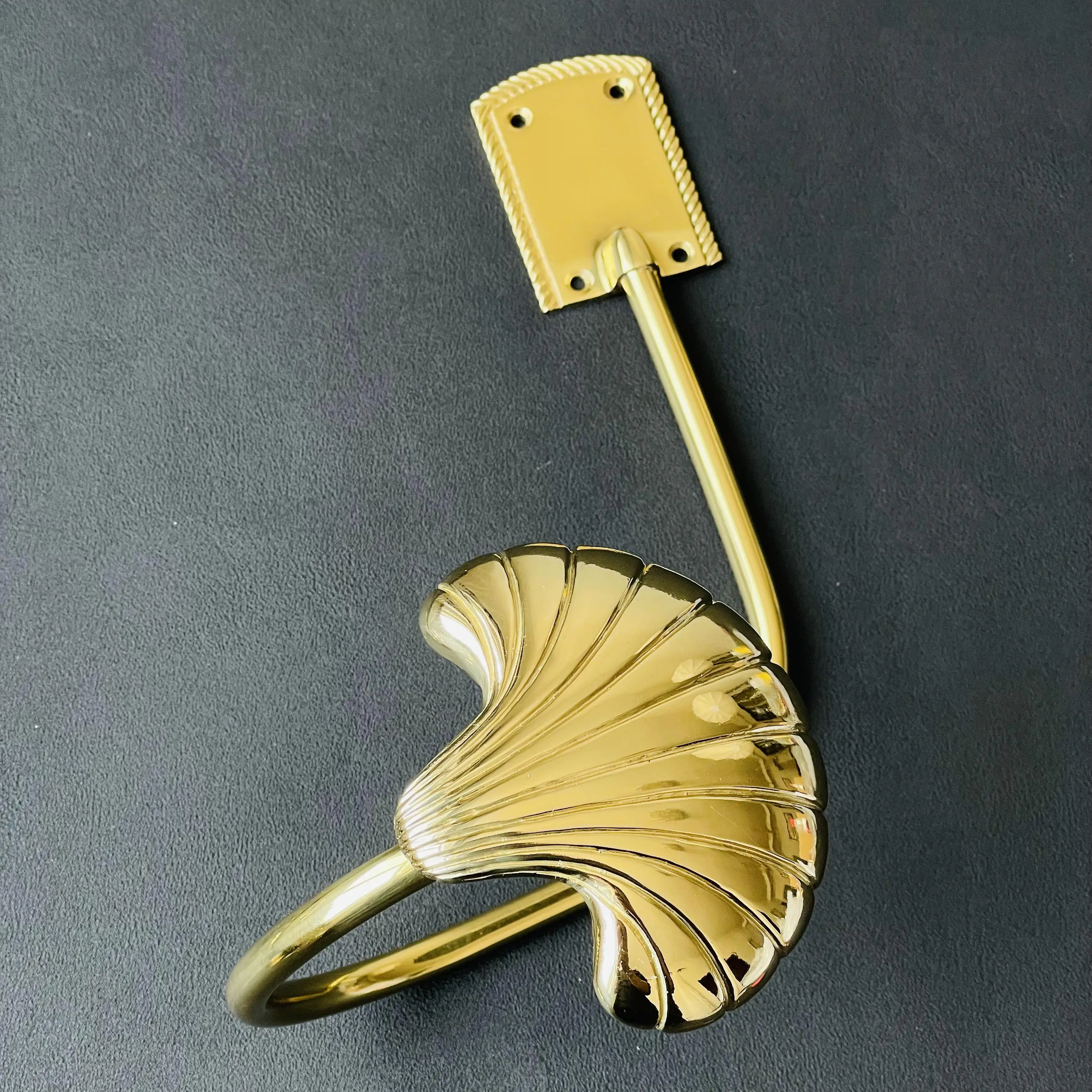 Curtain Fixed Curtain Wall Mounted Metal Curtain Hook - H14 (Handmade Brass)