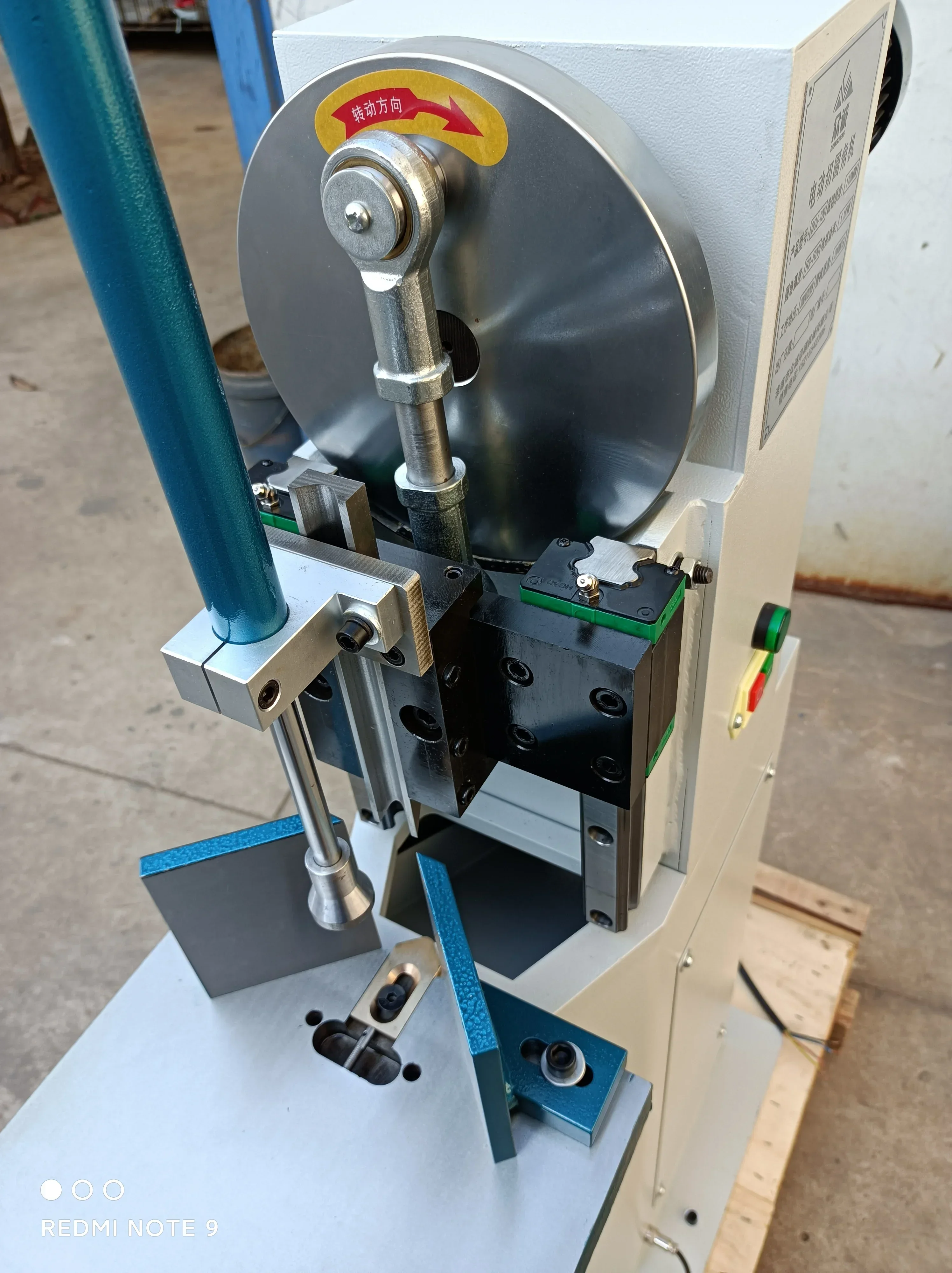 pemotong sudut bulat berat pemotong kartu pvc penutup notebook sudut dengan kekuatan besar tersedia JM-120A