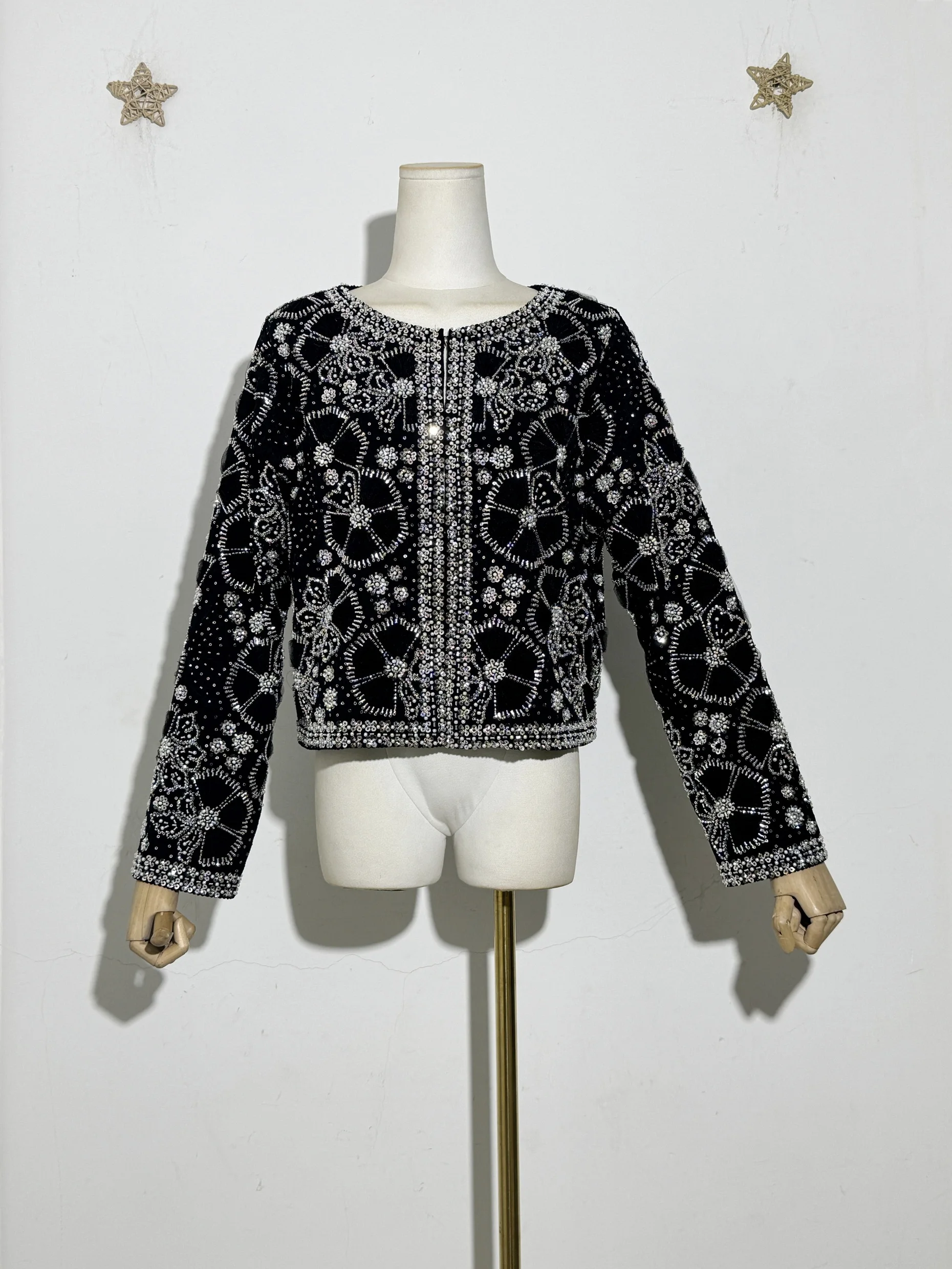 

Роскошная серебряная укороченная куртка с бисером и блестками, эффектное праздничное пальто с геометрическим цветочным дизайном, кардиган с круглым вырезом, блузка, верхняя одежда