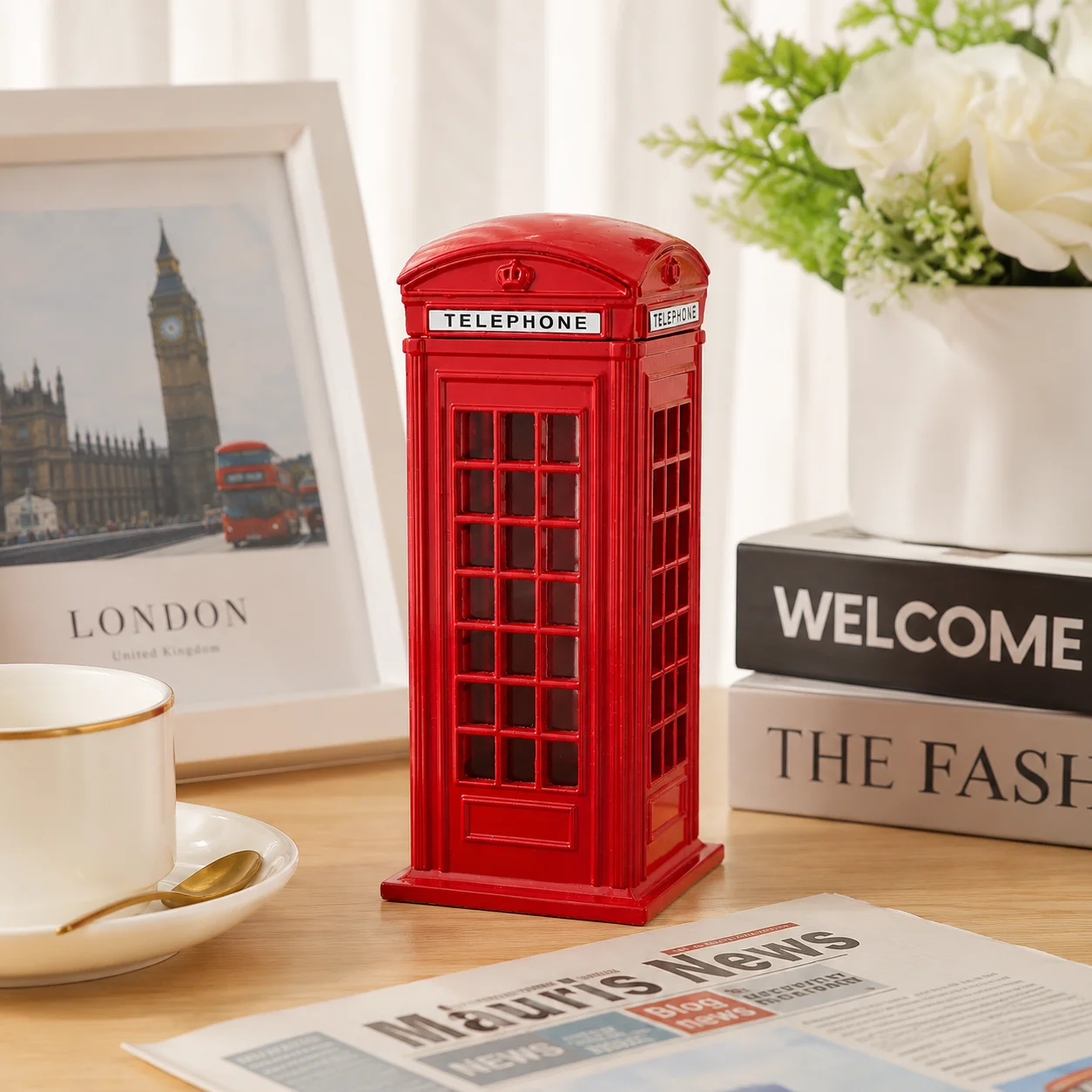 Vintage London Telephone Booth Coin Bank Retro British Red Phone Box Metal Piggy Bank Home Desk Decor Gift