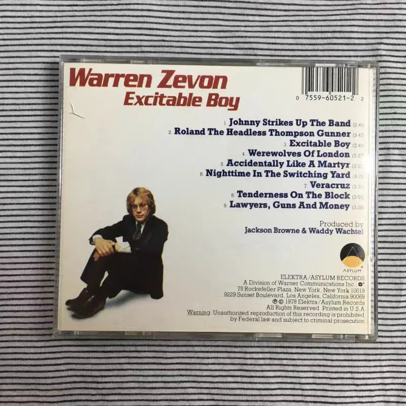 CD 1978 Crônica Pop-Rock Gótica Macabre Melodies e Riffs Excitáveis Lupiiras, Guns e The Excitável Rogue