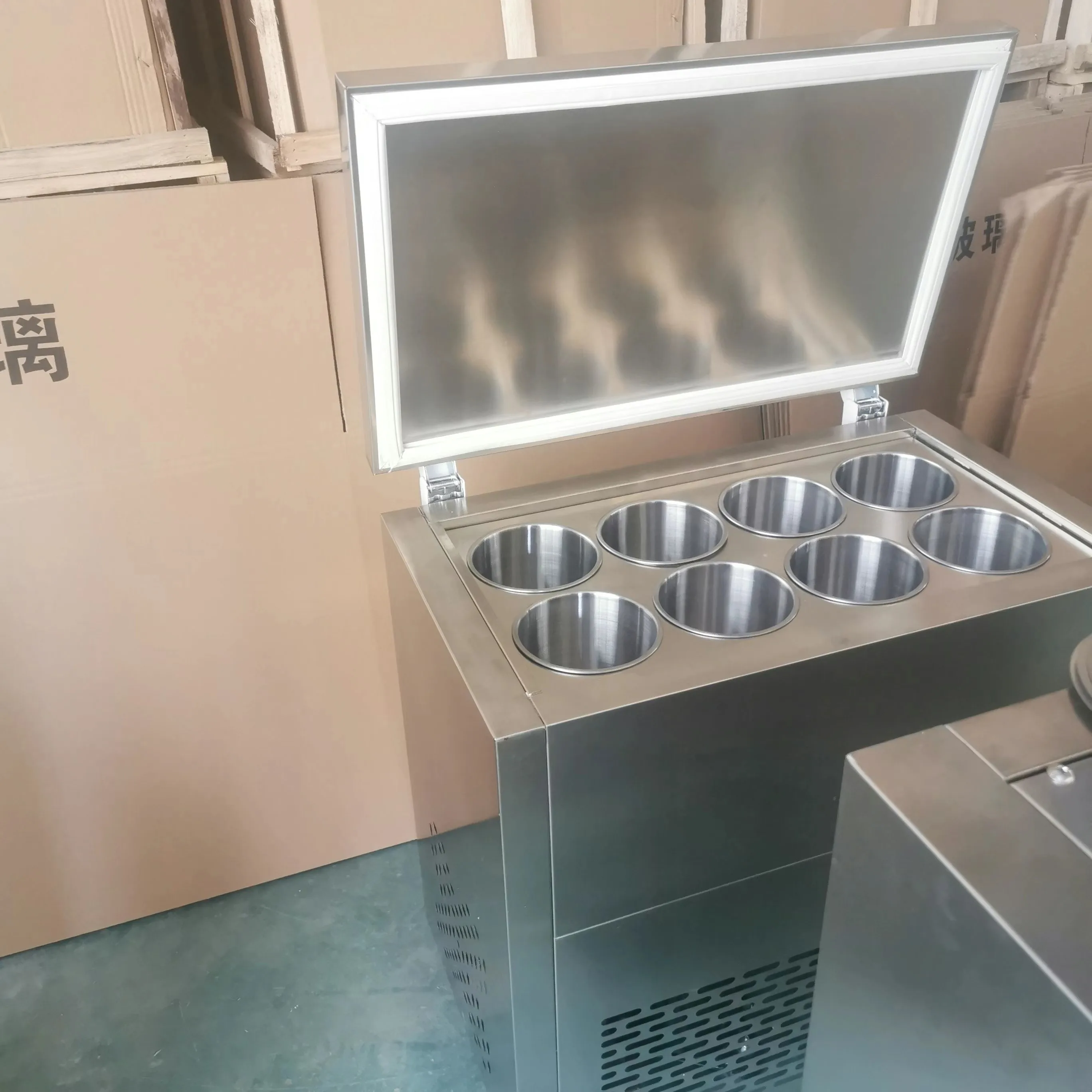 

8 barrels of snowflake ice maker continuous ice column 2.2kg Korean snowflake ice maker