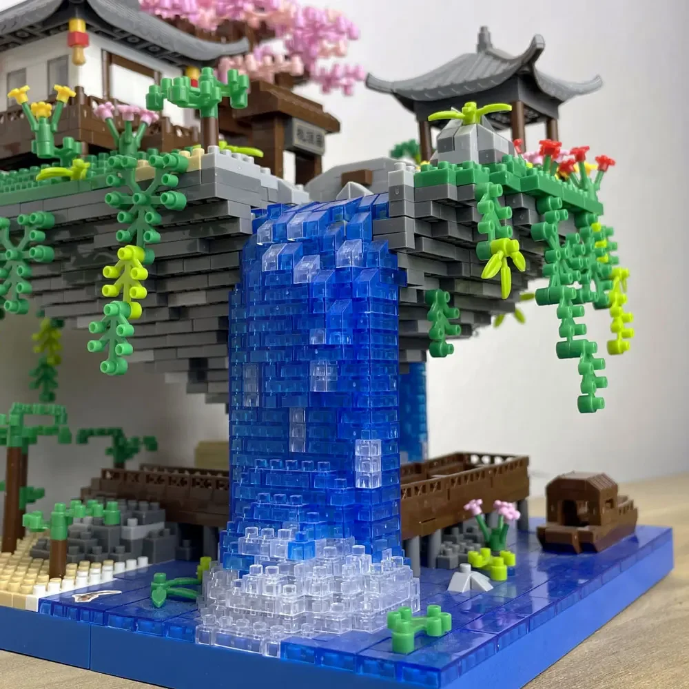 Taohuatan Lake Themed Micro Brick Set with LED Lighting: Creative Adult Toy, Classic Chinese Landscape, Unique Nighttime Display