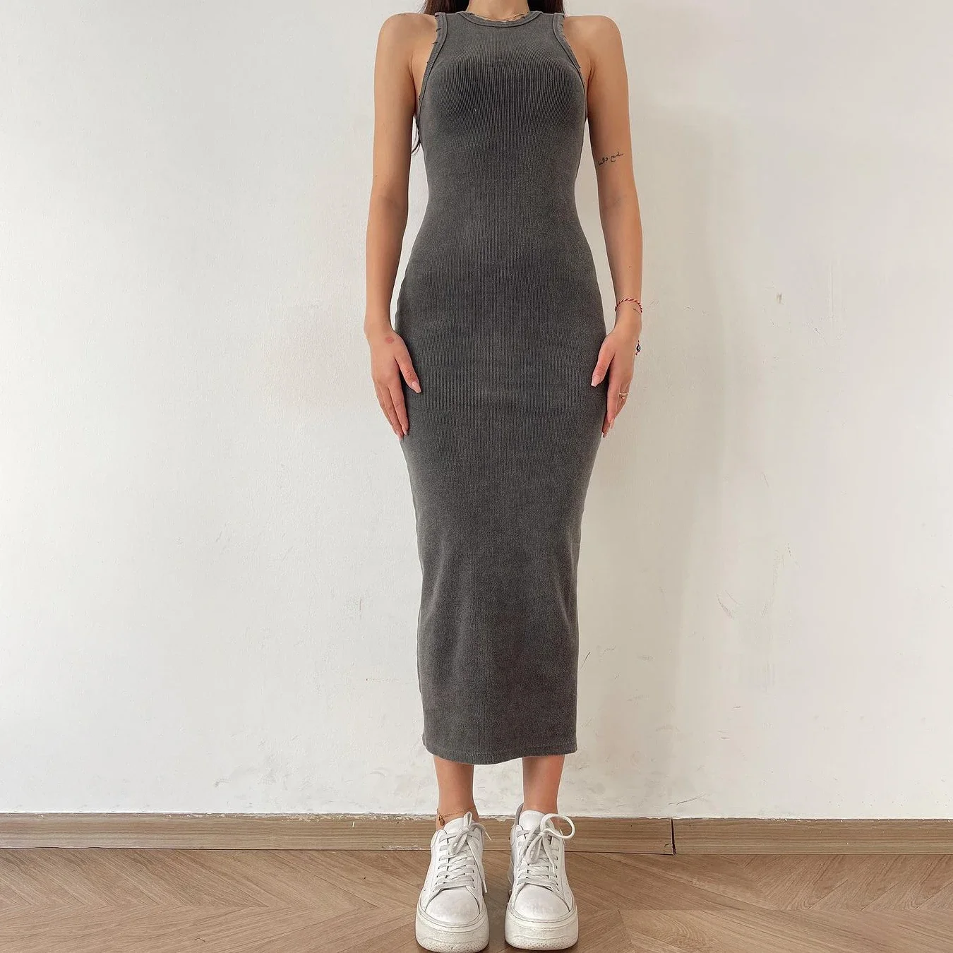 

Women's Vintage Sleeveless Ribbed Bodycon Midi Dress Solid Basic Casual Sexy Slim Fit Summer Knit Hip-Covering Fashion