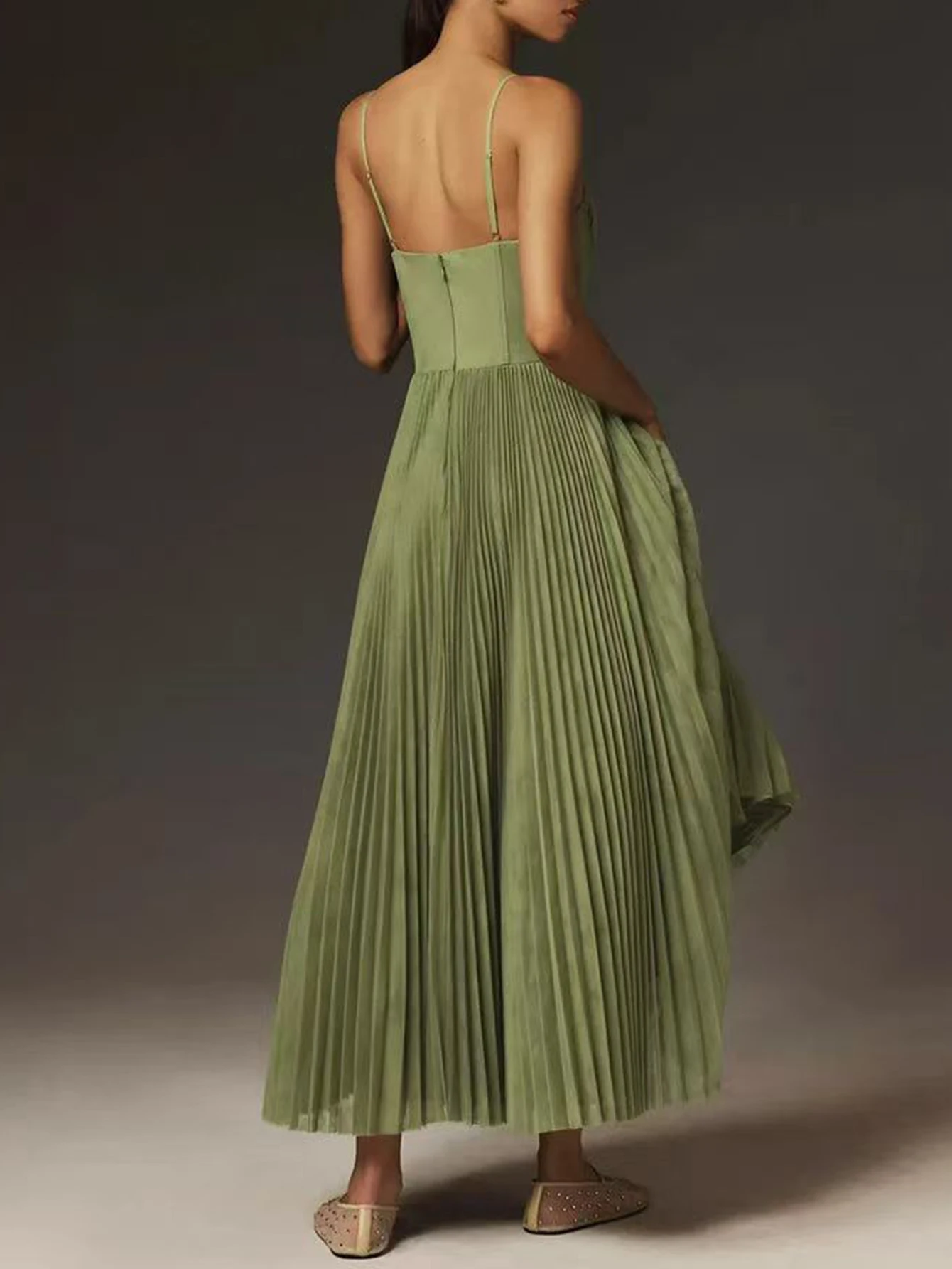 فستان نسائي فرنسي أنيق عادي بدون أكمام ورقبة على شكل قلب على شكل حرف A فستان طويل صيفي للمواعدة