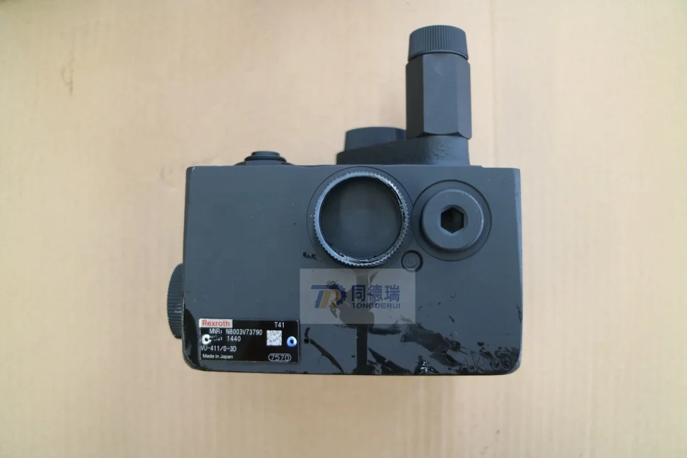 TLF HD465 HD605 Ventil Akkumlator Ladung 569-43-83140 Originalteile