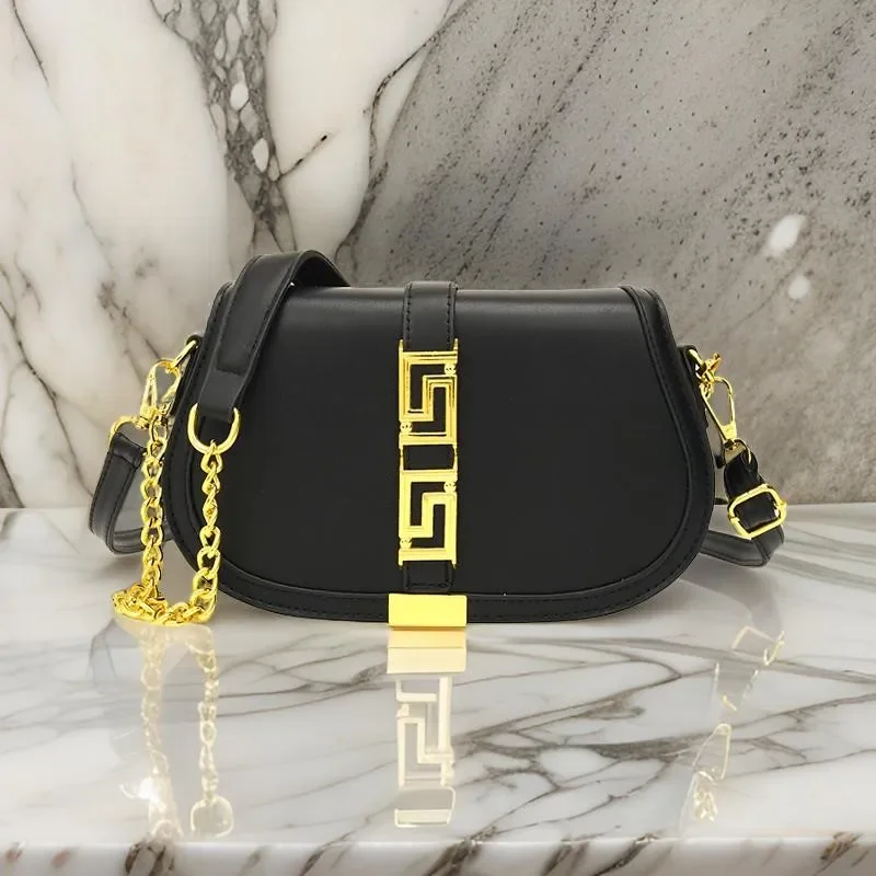 

Chic Parisian Leather Shopper Tote - Trendy Commuter Bag With Crossbody Strap And Minimalist Retro Designer Aesthetic