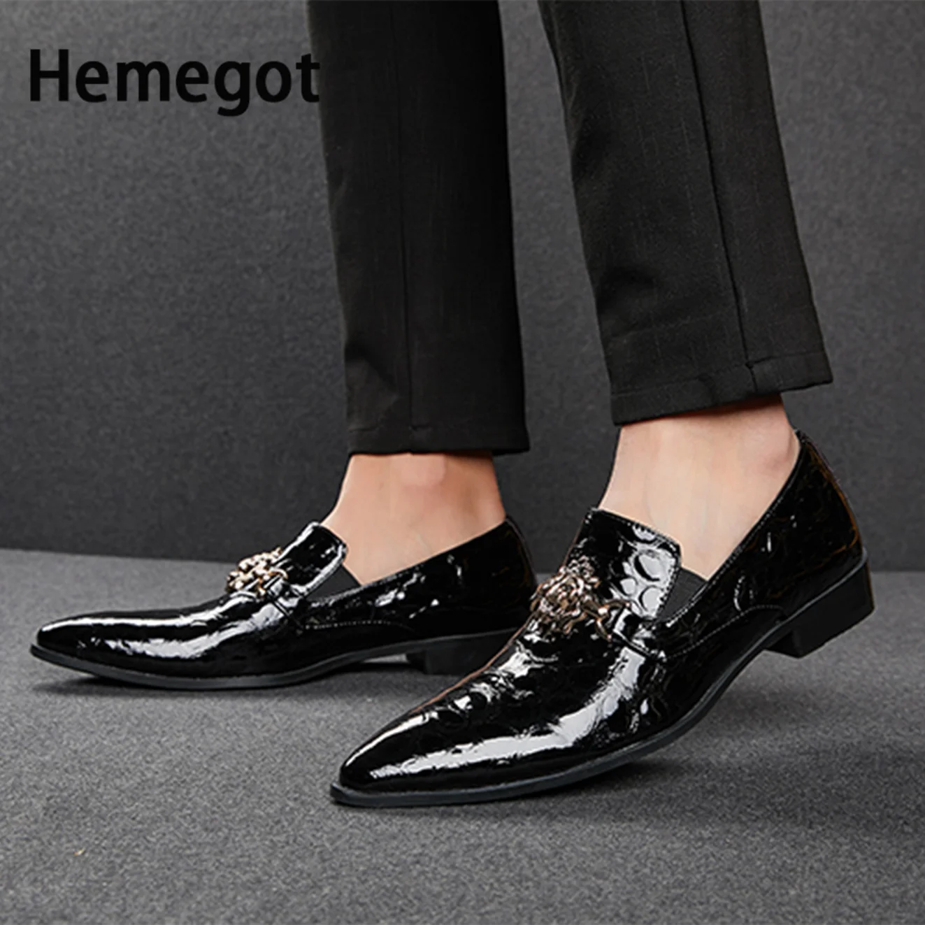 

Crocodile Pattern Breathable Glossy Cowhide Pointed Toe Leather Shoes Men's British Shoes Korean Business Men's Shoes