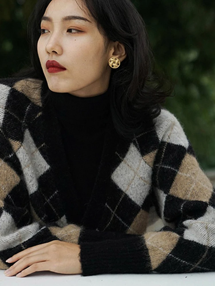 سترة نسائية لربيع 2025 من Thiened V-Ne بطبقة أساسية سترة معطف كسول Sle Top Sweet Sle Pure E-commerce Ss