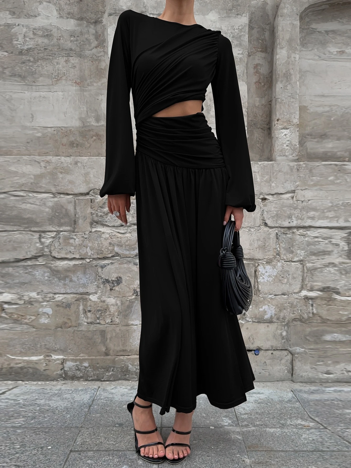 Dulzura O-Neck Long Flare Sleeve Cut Out Ruched Side Slit Pleated Long Dress Women'S Sexy Elegant Dress Party Club Autumn Outfit