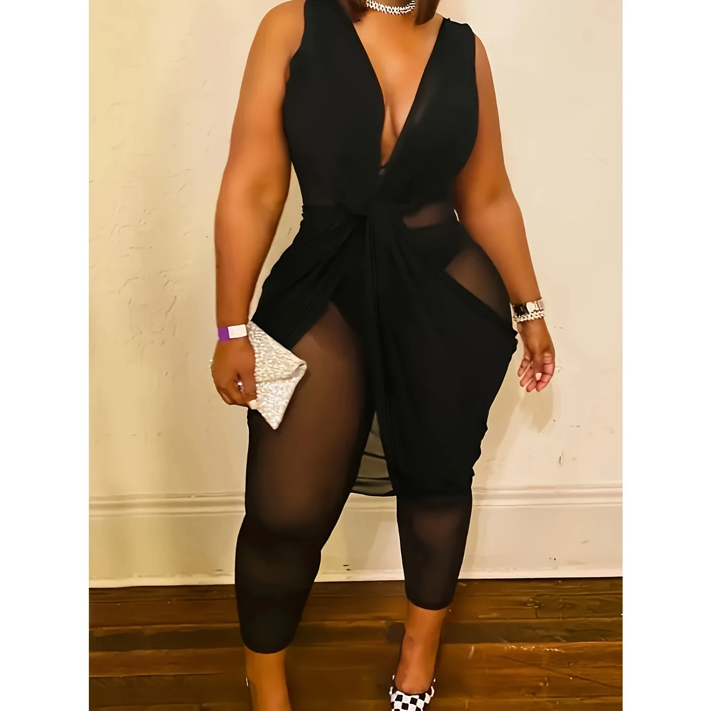 

Sexy Solid Color Splicing Folded Asymmetrical V-Neck Regular Jumpsuit