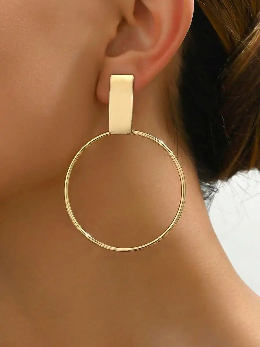 

Simple Fashion Gold Silver Plated Geometric Big Round No Pierced Clip Earring For No Ear Hole Women Big Hollow Ear Clips Jewelry