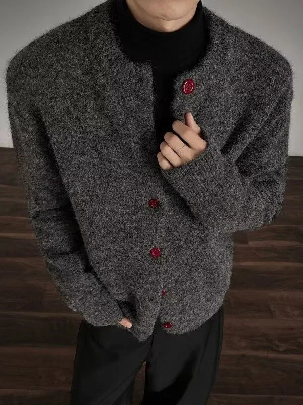 

Ретро-кардиган на пуговицах темно-коричневого цвета, свободный повседневный осенний верхний слой из мягкого полиэфирного волокна, комфортный и теплый.