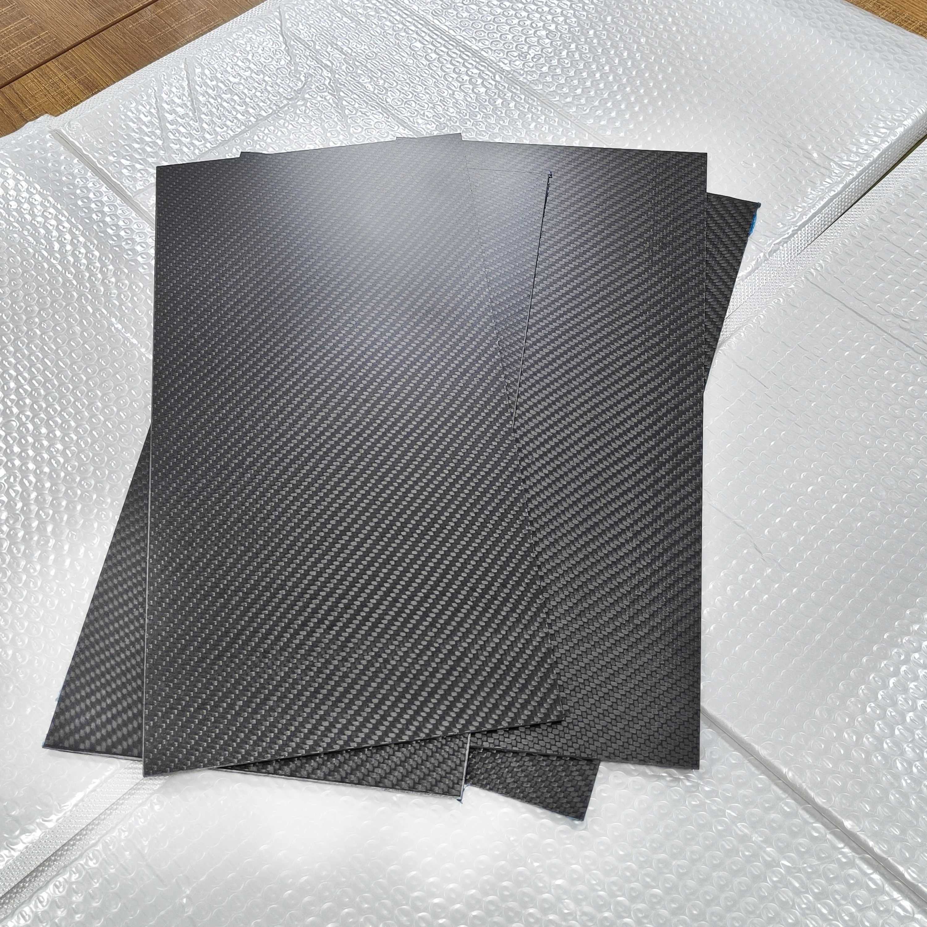 200mm×400mm Real Carbon Fiber Plate Panel Sheets 0.5mm 1mm 1.5mm 2mm 3mm 4mm 5mm thickness Composite Hardness Material for DIY