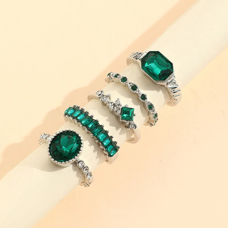 5Pcs Green Crystal Rings Set for Women Geometric Inlaid Diamond Vintage Rings Set Geometric Luxury Lady Jewelry Gifts