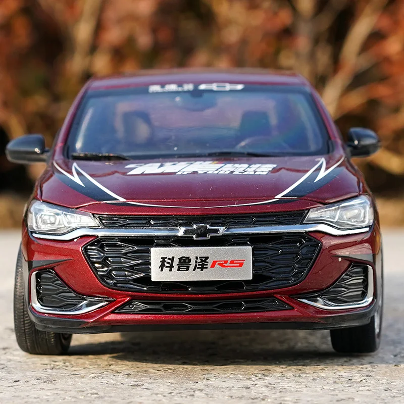 

Модель автомобиля Dealer Edition, масштаб 1:18, GM Chevrolet Monza RS 48 # Гоночная машина, коллекционная модель из литого металла, для демонстрации и в подарок другу