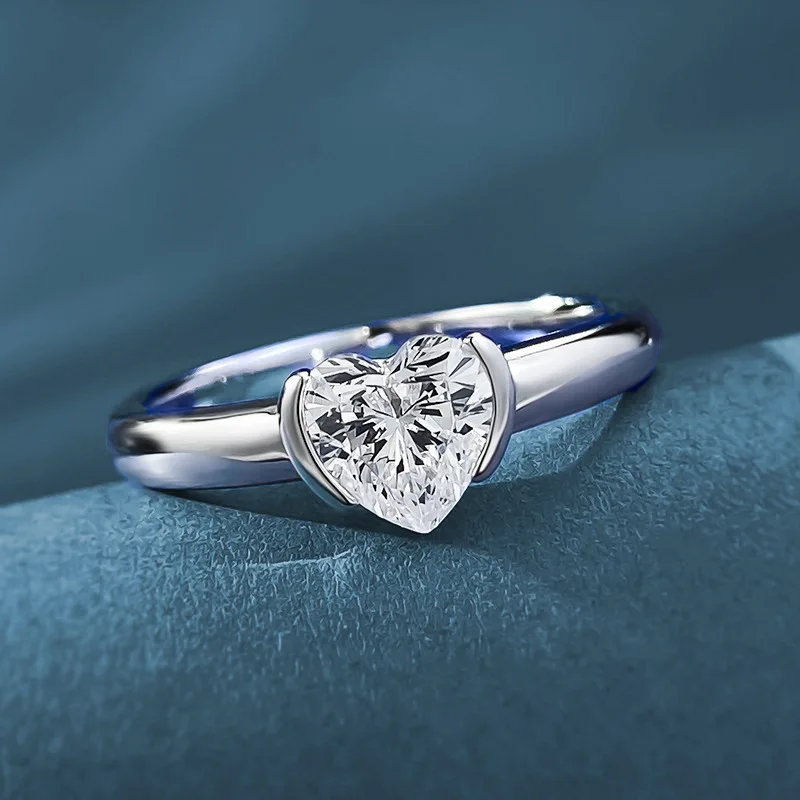 S925 Silver Gold-plated 6 * 6mm Heart-shaped Ring with 50 Points Heart Design, High Carbon Diamond Girl Heart Ring, Niche