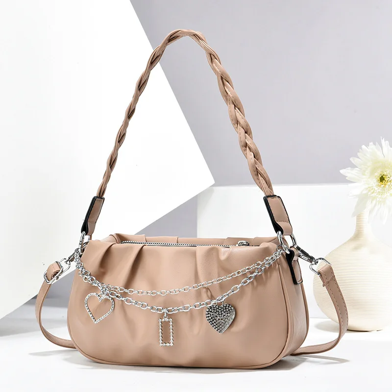 حقائب كتف نسائية جديدة لعام 2025 حقائب كتف نسائية فاخرة ذات سعة كبيرة حقيبة كروس عصرية #5