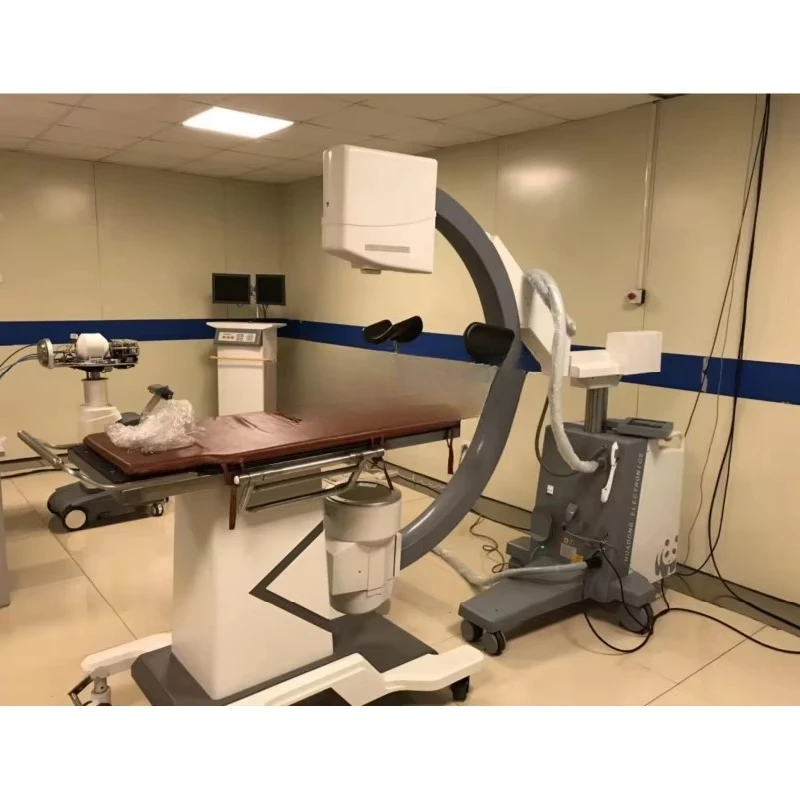 SY-D3310C Mobile C-arm machine in hospital radiology department with transmission X-ray imaging system, suitable for