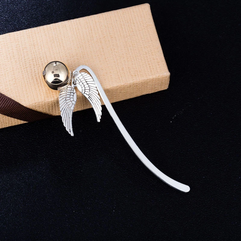 Bookmarks For books Retro Wing Snitch Metal Bookmark Binder Index Divider Reader