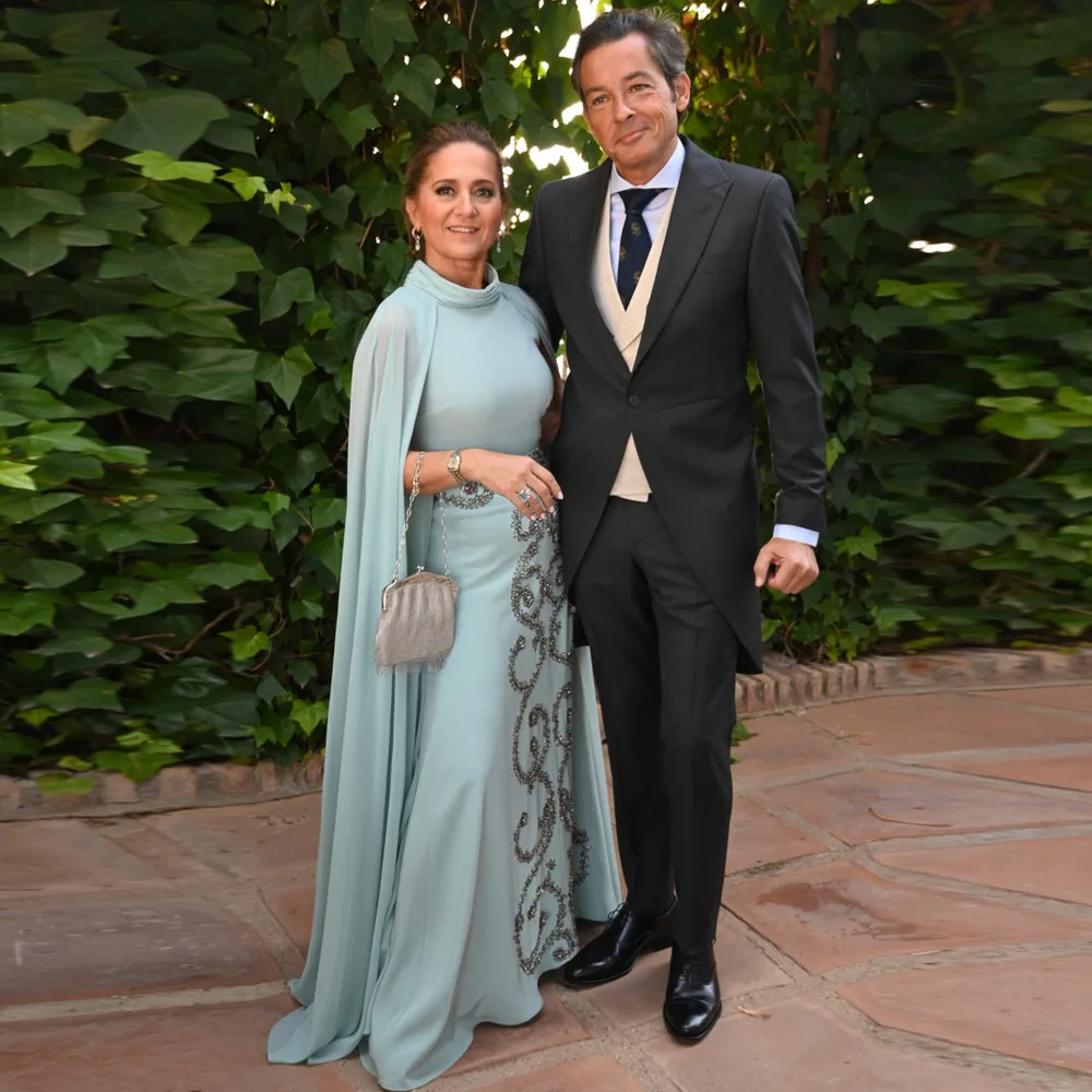 花嫁の母のためのカスタムメイドドレス、ショール付きハイネックAライン、フォーマルな結婚式のゲストドレス、ビーズ付きシフォン、ベスティドス・デ・フィエスタ