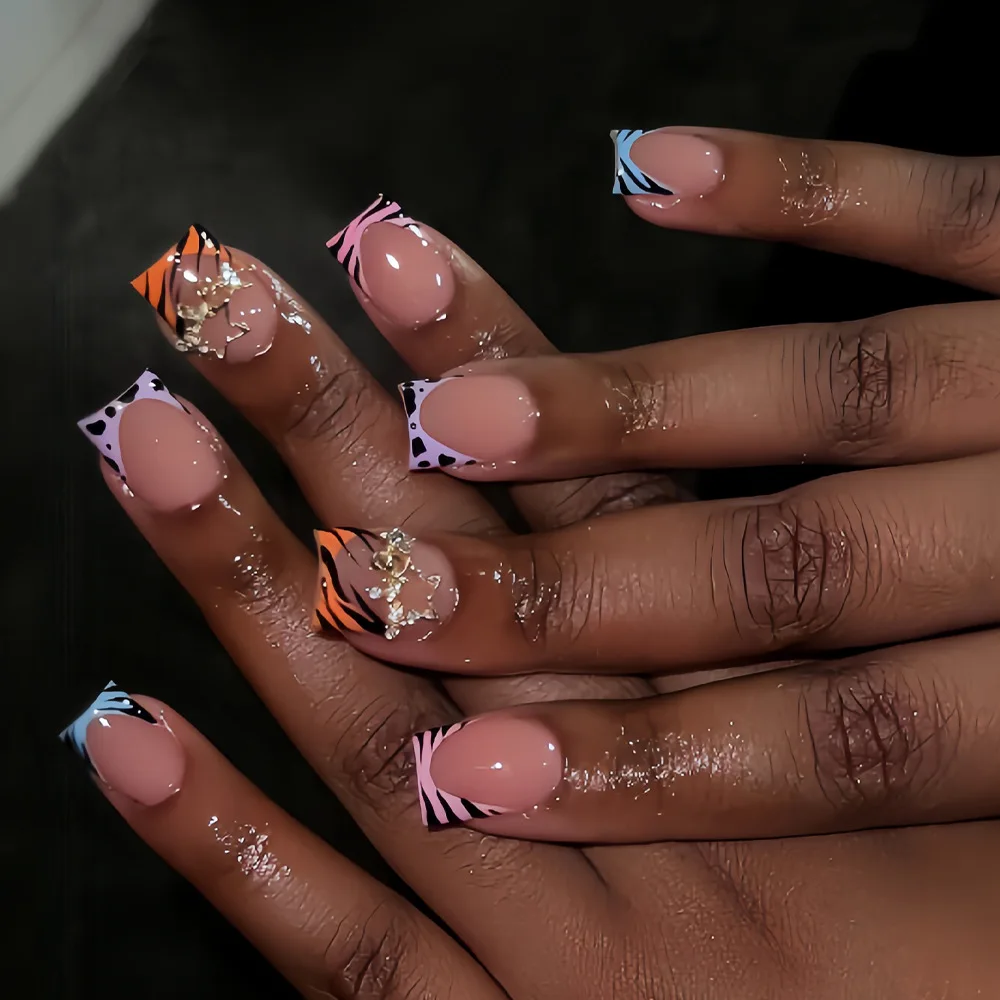 

24PCS Wild Y2K Short Square Nude Tiger Leopard Print Colorful Press on Nails French Tip Rhinestone Nail Art Sweet Cool Design