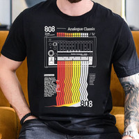 2025 Summer Roland TR-808 TR 808 Music T-shirt Men's Fashion Cotton Retro Classic Short Sleeve Casual T-shirt.