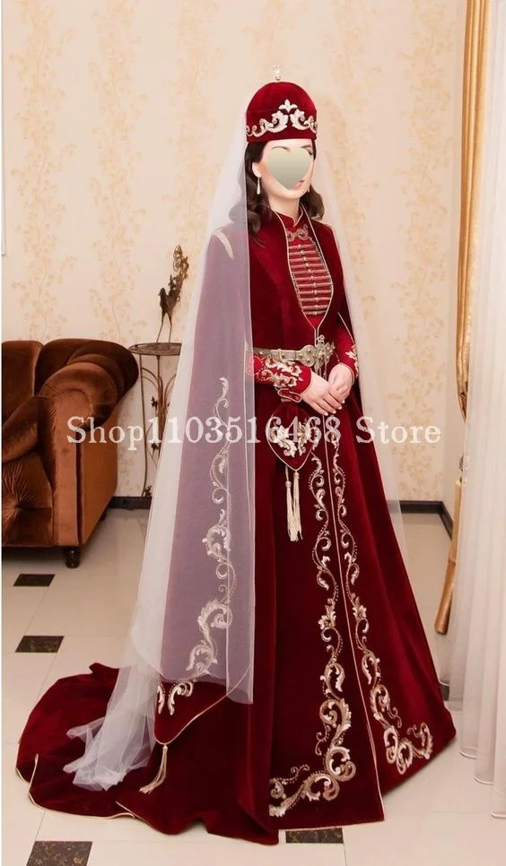 Burgundy Middle Eastern Evening High Neck Long Sleeve Placket Gold Applique Kaftan Wedding Formal vestido de novia